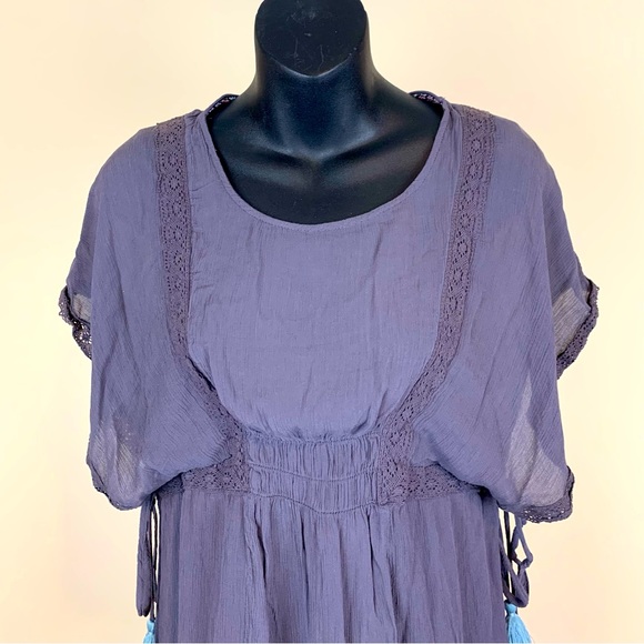 NWT Knox Rose boho gray top with tassels and lace trim, size medium - Picture 3 of 6